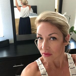 Meet your Posher, Lacey